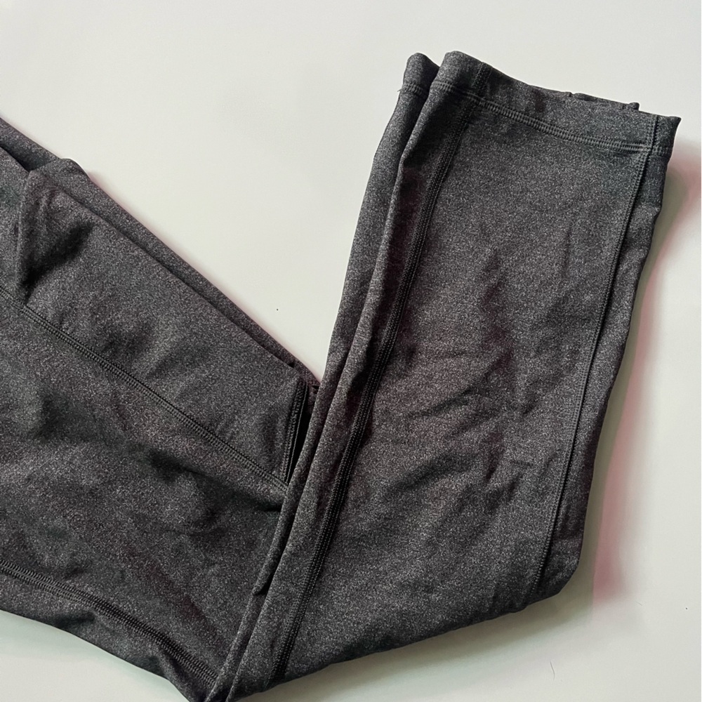Lululemon • Speed Up Crop Leggings *21" in Heathered Black - Picture 8 of 12